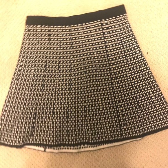 Max Studio Dresses & Skirts - Black/white skirt